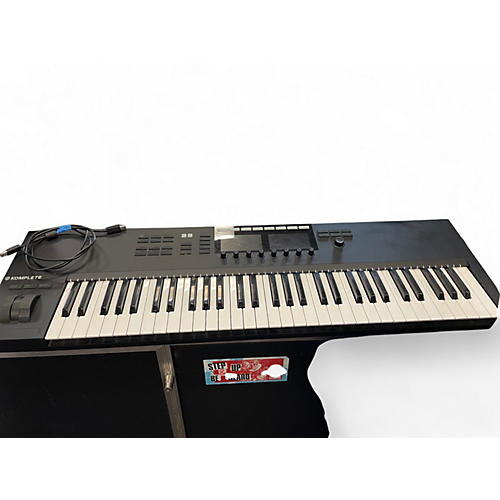 Used Native Instruments Komplete Kontrol S61 MKII MIDI Controller