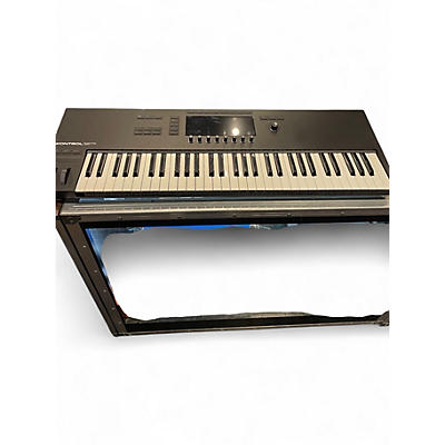 Used Native Instruments Komplete Kontrol S61 MKIII Keyboard Workstation