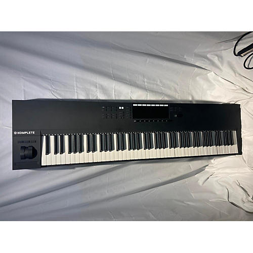 Native Instruments Used Native Instruments Komplete Kontrol S88 MK2 MIDI Controller