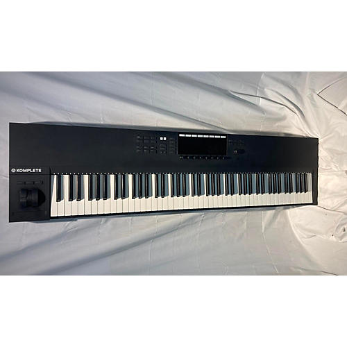 Native Instruments Used Native Instruments Komplete Kontrol S88 MK2 MIDI Controller