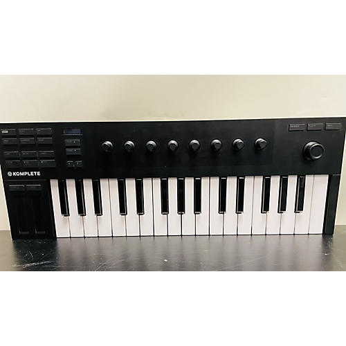 Native Instruments Used Native Instruments Komplete M32 MIDI Controller