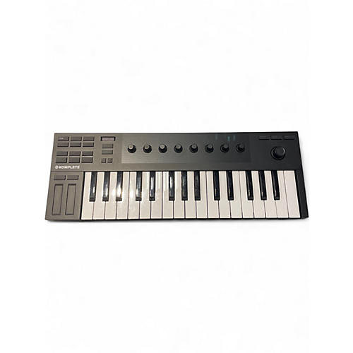 Used Native Instruments M32 Komplete Kontrol Keyboard Workstation