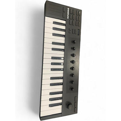 Used Native Instruments M32 MIDI Controller