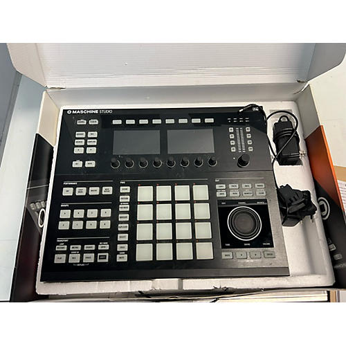 Native Instruments Used Native Instruments MACHINE STUDIO