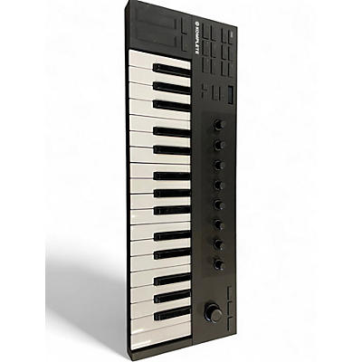 Used Native Instruments komplete kontrol m32 MIDI Controller
