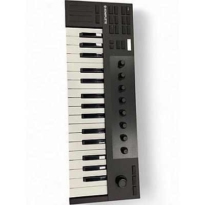 Used Native Instruments komplete kontrol m32 Synthesizer