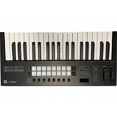 Novation Used Novation LAUNCHKEY 37 MIDI Controller