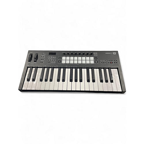 Novation Used Novation LAUNCHKEY 37 MIDI Controller