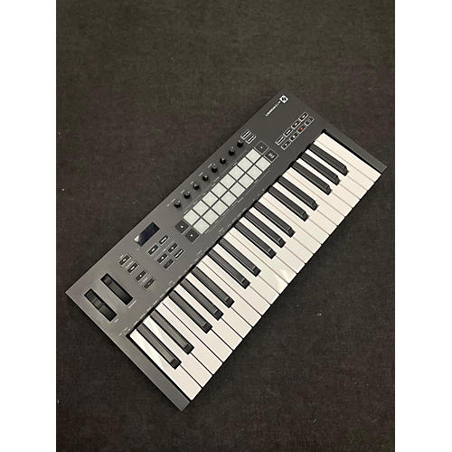 Novation Used Novation LAUNCHKEY 37