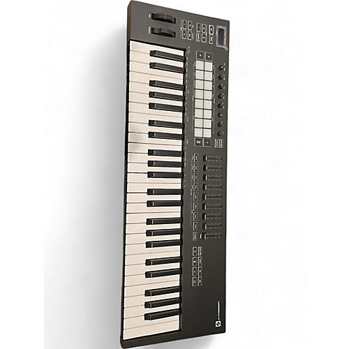 Used Novation LAUNCHKEY 49