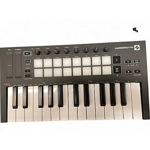 Used Novation LAUNCHKEY MINI MIDI Controller