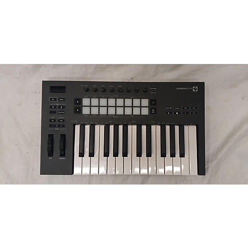 Novation Used Novation Launchkey 25 Key MIDI Controller