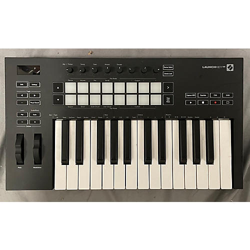 Novation Used Novation Launchkey 25 Key MIDI Controller