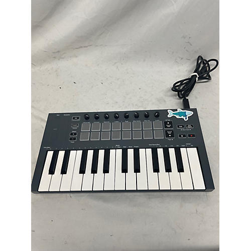 Novation Used Novation Launchkey 25 Key MIDI Controller