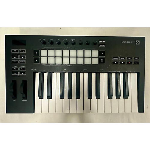 Novation Used Novation Launchkey 25 Key MIDI Controller