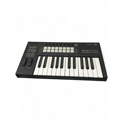 Novation Used Novation Launchkey 25 Key MIDI Controller