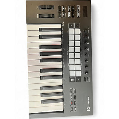 Used Novation Launchkey 25 Key MIDI Controller