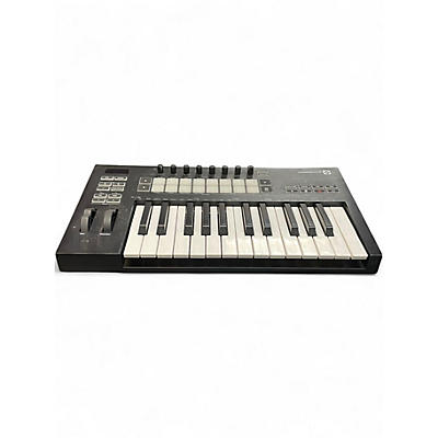 Used Novation Launchkey 25 Key MIDI Controller
