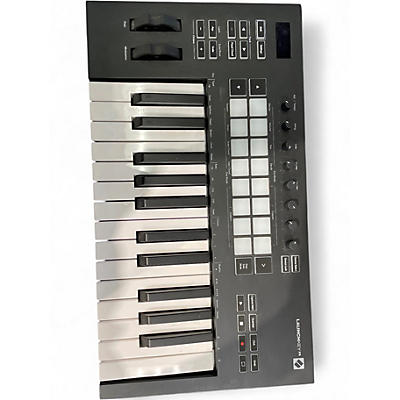 Used Novation Launchkey 25 Key MIDI Controller