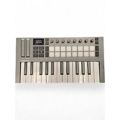 Used Novation Launchkey 25 Key MIDI Controller