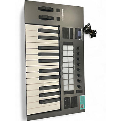 Used Novation Launchkey 25 MK4 MIDI Controller