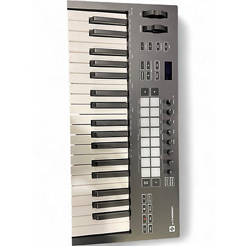 Used Novation Launchkey 37 Keyboard Workstation
