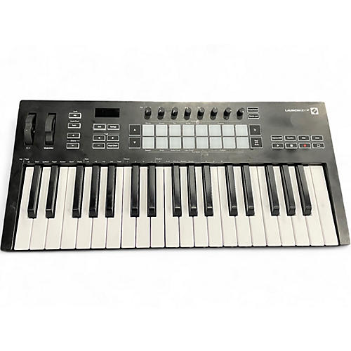 Novation Used Novation Launchkey 37 MIDI Controller