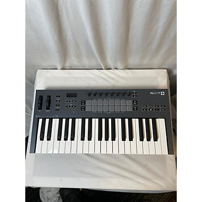 Novation Used Novation Launchkey 37 MK3 MIDI Controller