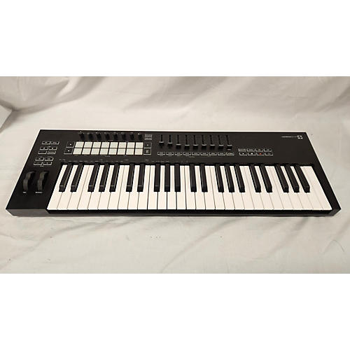 Novation Used Novation Launchkey 49 Key MIDI Controller