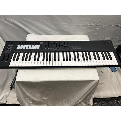 Novation Used Novation Launchkey 61 Key MIDI Controller