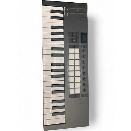 Used Novation Launchkey Mini 37 MK4 MIDI Controller