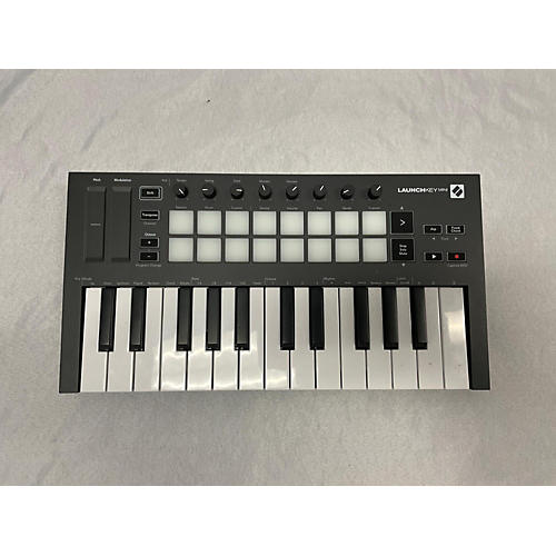 Novation Used Novation Launchkey Mini MIDI Controller