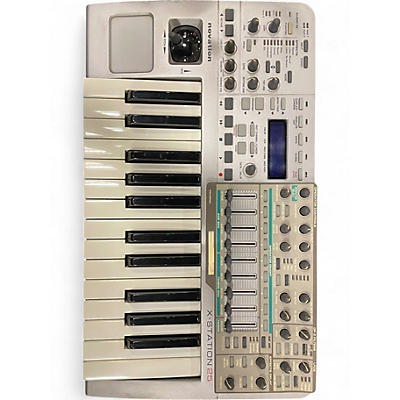 Used Novation XSTATION 25