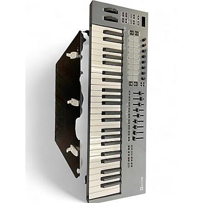 Used Novation flkey49 MIDI Controller