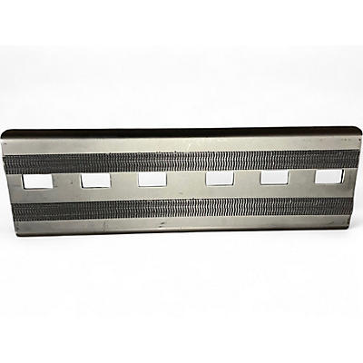 Used On-Stage GPB2000 Pedal Board