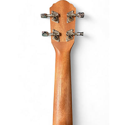 Oscar Schmidt Used Oscar Schmidt OU12 Soprano Ukelele Worn Natural Ukulele