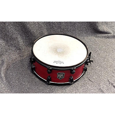 Used PATHFINDER 14X5.5 SNARE Drum Crimson Red Trans