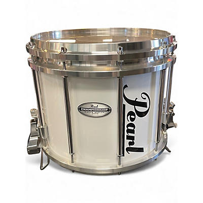 Used Pearl 14in CHAMPIONSHIP MAPLE SERIES MARCHING SNARE WHITE Drum