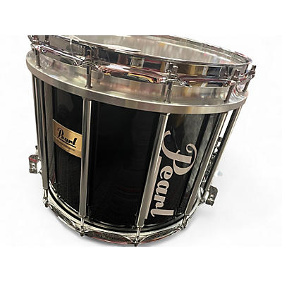 Used Pearl 14in championship series marching snare Drum