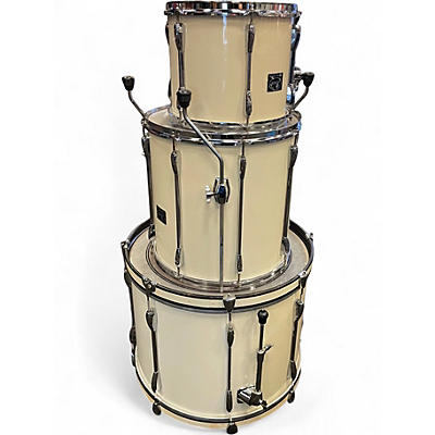 Used Pearl 3 Piece Export Series White Drum Kit