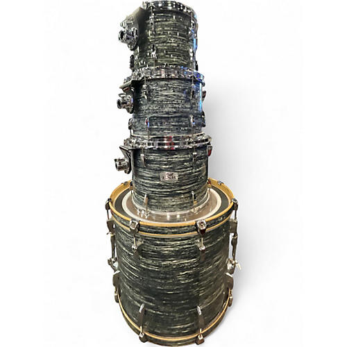 Used Pearl 4 Piece Export Series Silver Oyster Pearl Drum Kit Silver Oyster Pearl