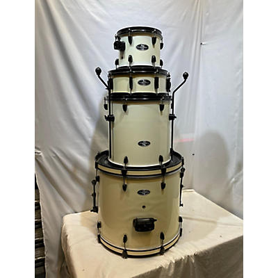 Pearl Used Pearl 4 piece Center Stage White Drum Kit