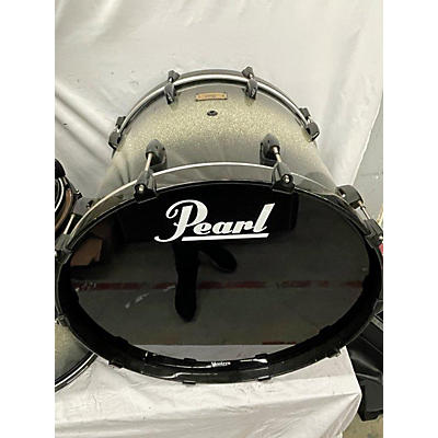 Pearl Used Pearl 4 piece Masters Custom Black Diamond Burst Drum Kit