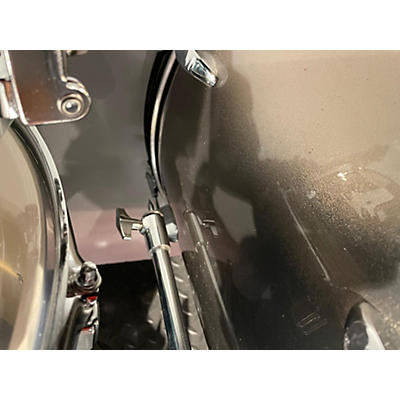 Pearl Used Pearl 4 piece Roadshow Metallic Silver Drum Kit