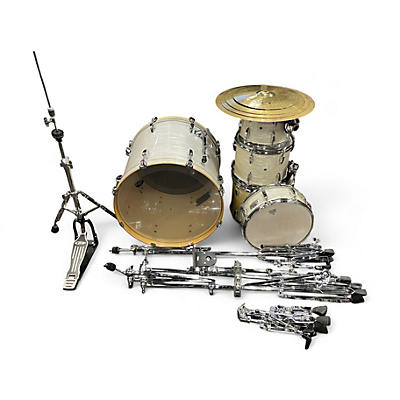 Used Pearl 5 Piece Export New Fusion White Oyster Drum Kit