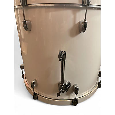 Used Pearl 5 Piece Export White Drum Kit