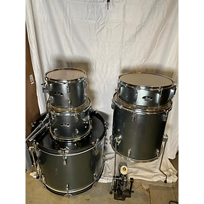 Used Pearl 5 piece Roadshow Silver Sparkle Drum Kit