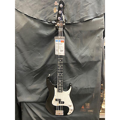 Peavey Used Peavey FURY Black Electric Bass Guitar