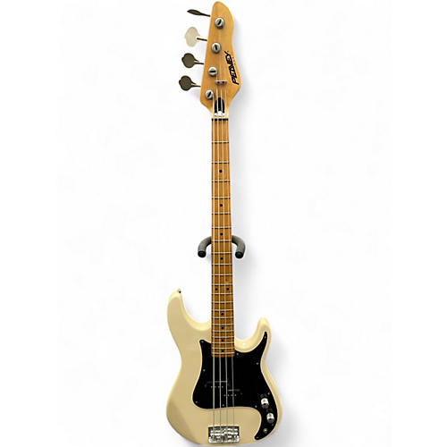 Used Peavey FURY Cream Electric Bass Guitar Cream