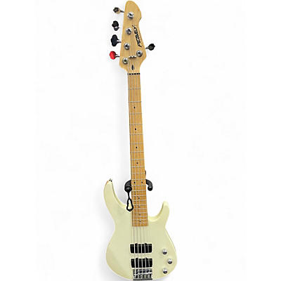 Used Peavey Foundation Cream Electric Bass Guitar